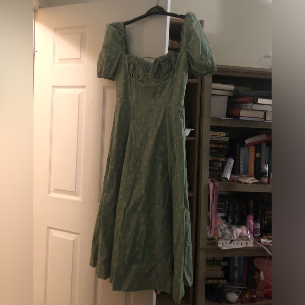 House of cb Tallulah dress in olive print. Size L